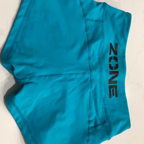 Zone apparel shorts - Picture 2 of 3